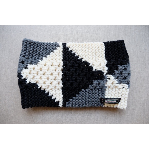 Anrealage - AW19 Prism Knit Collar / Loop / Infinity Scarf - Picture 2 of 9